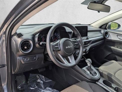 Used 2023 Kia Forte LXS w/ LXS Technology Package image 10