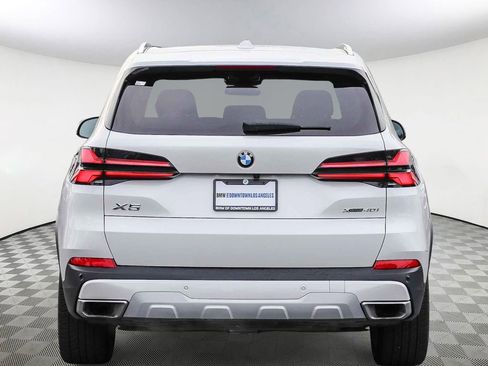 Used 2024 BMW X5 xDrive40i image 5