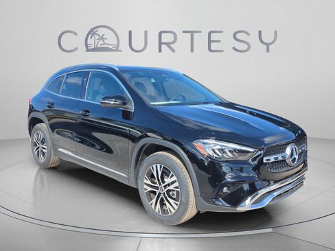 Certified 2026 Mercedes-Benz GLA 250 image 1