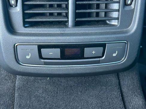 Used 2023 Audi RS e-tron GT w/ Carbon Performance Package image 68