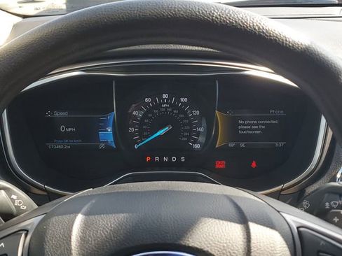 Used 2017 Ford Fusion SE w/ Fusion SE Technology Package image 25