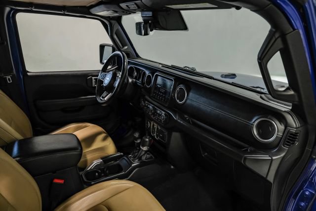Used 2019 Jeep Wrangler Unlimited Sahara AWD/4WD image 15