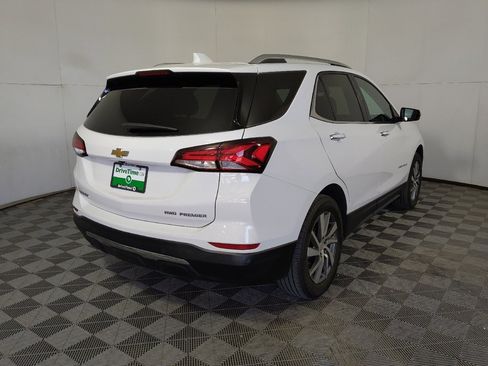 Used 2024 Chevrolet Equinox Premier AWD/4WD image 9