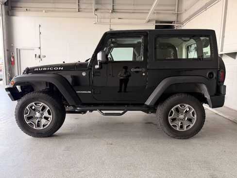 Used 2013 Jeep Wrangler Rubicon w/ PWR Convenience Group AWD/4WD image 7