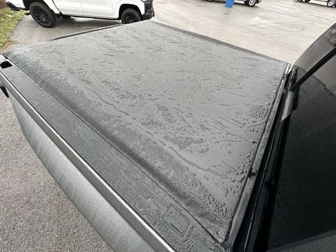 New 2026 Chevrolet Colorado W/T image 8