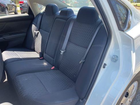 Used 2016 Nissan Altima 2.5 S w/ Power Driver Seat Package FWD image 11