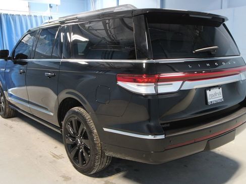 Used 2024 Lincoln Navigator L Reserve image 32