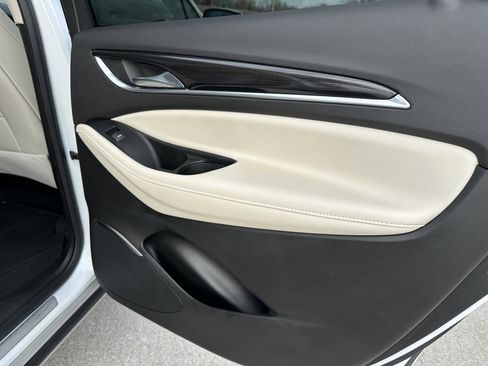 Used 2024 Buick Enclave Premium w/ Experience Buick Package image 35