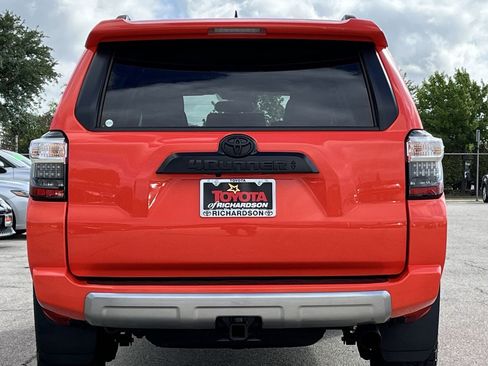 Used 2024 Toyota 4Runner TRD Off-Road Premium w/ Moonroof Package AWD/4WD image 5