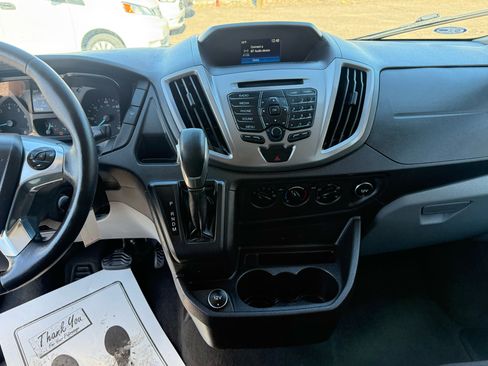 Used 2017 Ford Transit 150 XLT image 19