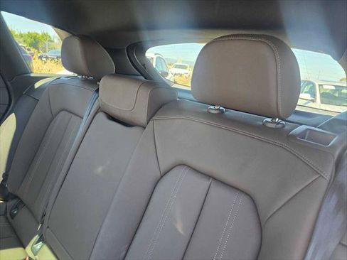 Used 2023 Audi Q4 e-tron Prestige AWD/4WD image 18