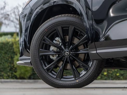 New 2026 Lexus NX 450h+ F Sport image 7