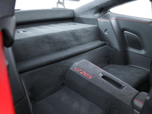 Used 2018 Porsche 911 GT2 RS image 25