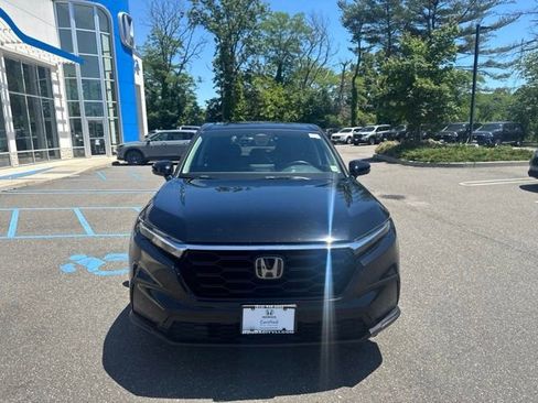 Used 2023 Honda CR-V EX image 3