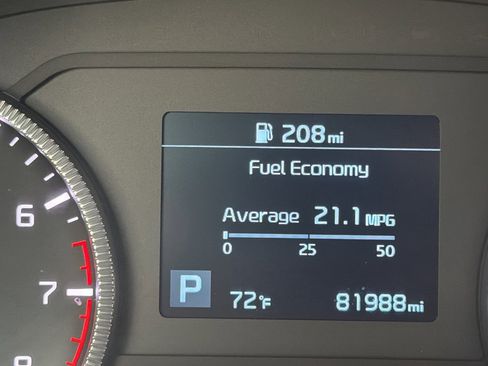 Used 2022 Kia Telluride S image 19