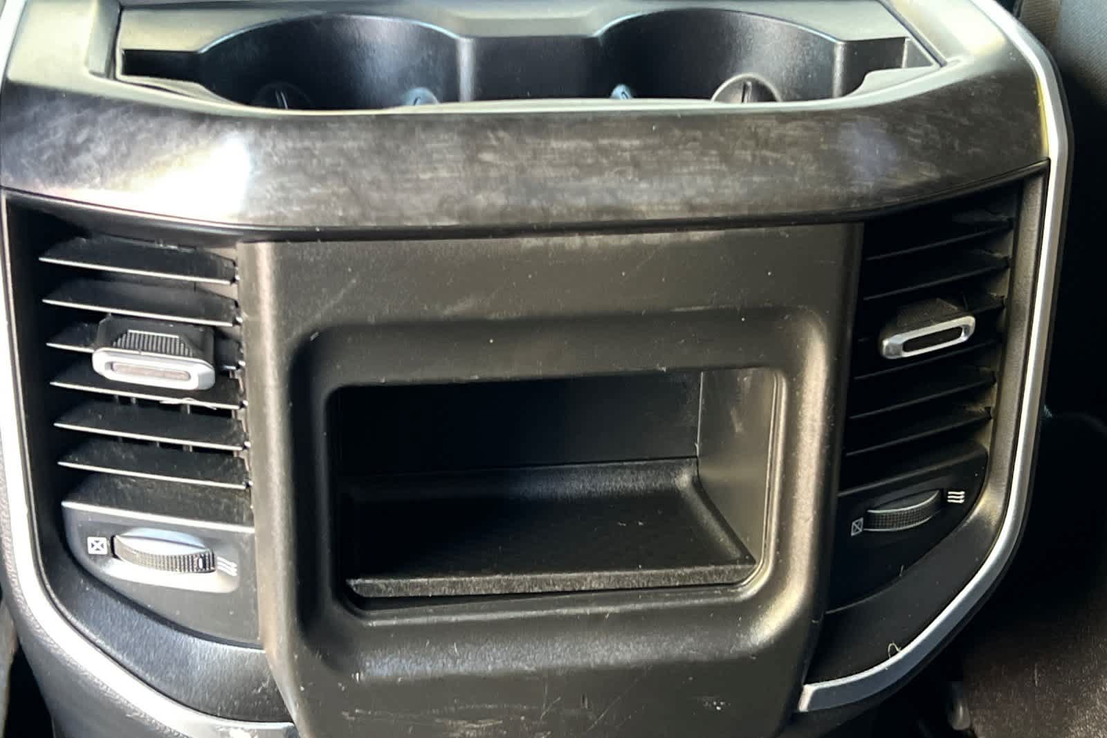 Used 2019 RAM 1500 Big Horn RWD image 14