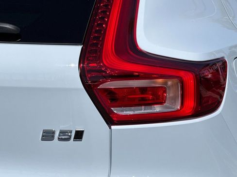 New 2026 Volvo XC40 B5 Ultra w/ Climate Package AWD/4WD image 26