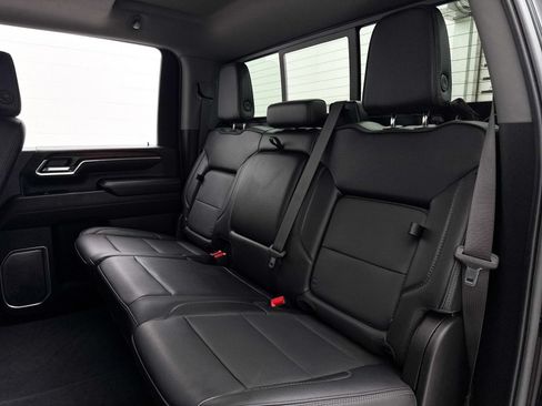 Used 2024 GMC Sierra 2500 Denali w/ Denali Reserve Package AWD/4WD image 32