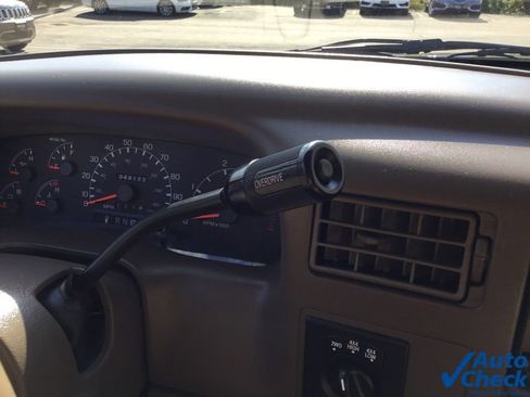 Used 2000 Ford F350 Lariat image 40