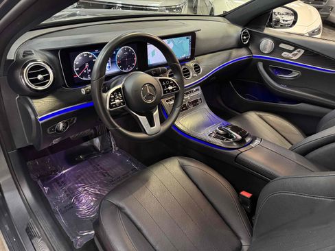 Used 2020 Mercedes-Benz E 350 Sedan image 5