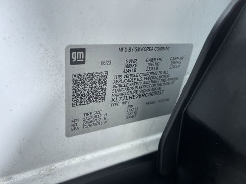 Used 2024 Chevrolet Trax LT w/ Driver Confidence Package image 12