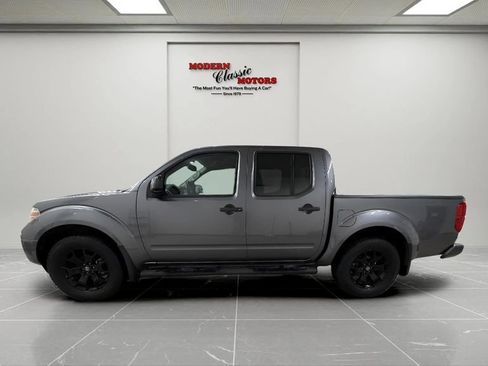 Used 2020 Nissan Frontier SV w/ Midnight Edition Floor Mats AWD/4WD image 4
