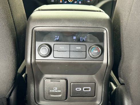 Used 2023 GMC Acadia SLE w/ Infotainment Package AWD/4WD image 14