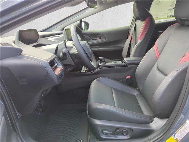New 2027 Toyota Prius Plug-In Hybrid FWD image 11