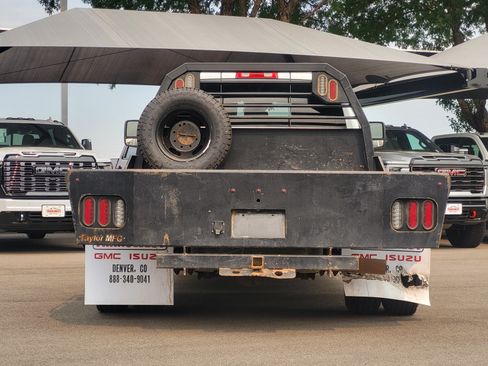 Used 2024 RAM 3500 Tradesman w/ Chrome Appearance Group AWD/4WD image 6