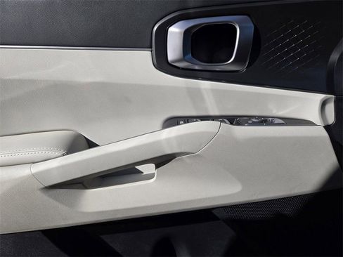 New 2026 Kia Sorento S w/ S Panoramic Sunroof Package FWD image 18