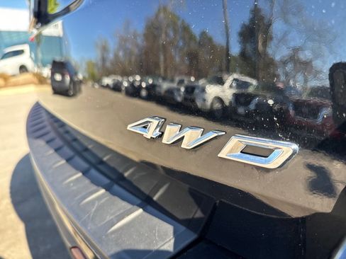 Used 2025 Ford Explorer ST-Line w/ ST-Line Street Pack AWD/4WD image 40