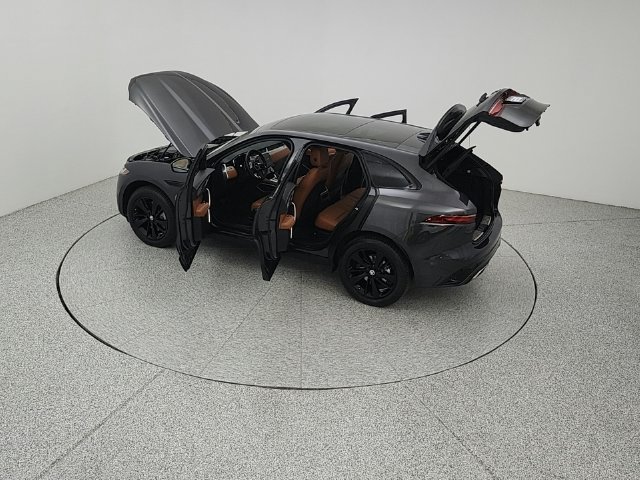 Certified 2026 Jaguar F-PACE R-Dynamic S AWD/4WD image 24