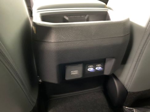 New 2025 Toyota Tacoma Trailhunter image 31