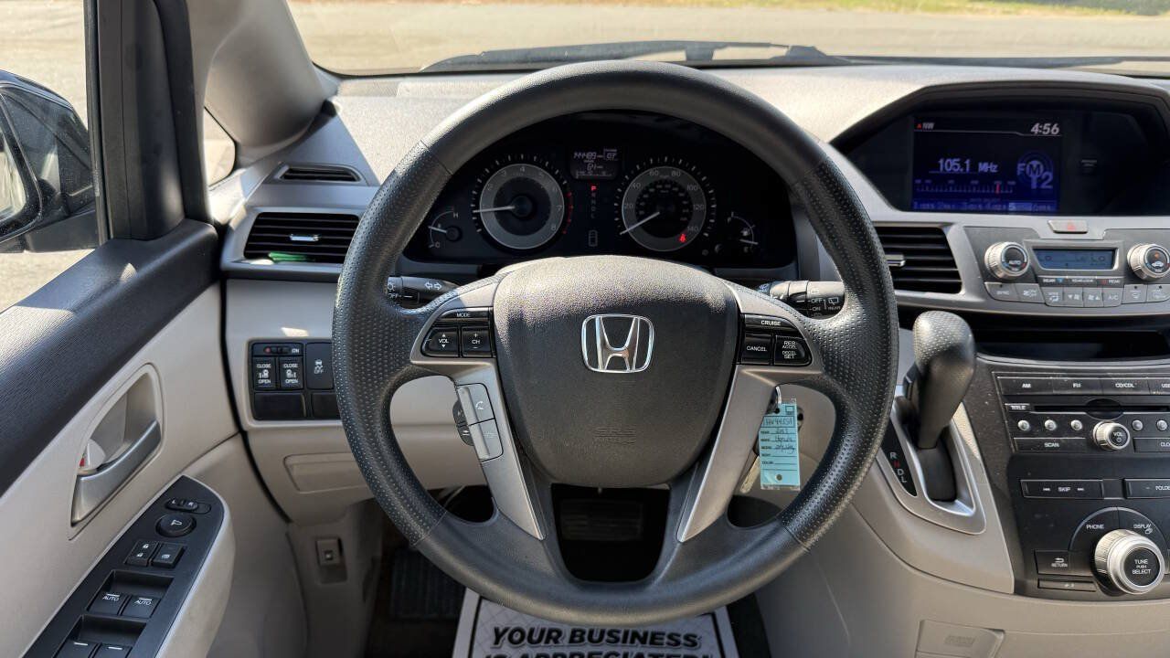 Used 2013 Honda Odyssey EX image 17