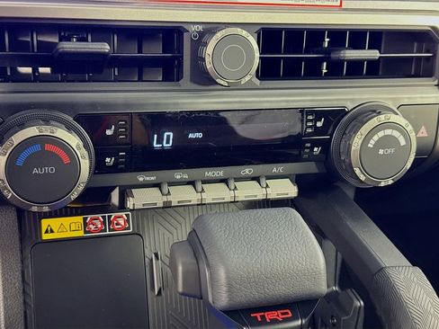 New 2026 Toyota 4Runner TRD Off-Road Premium image 19