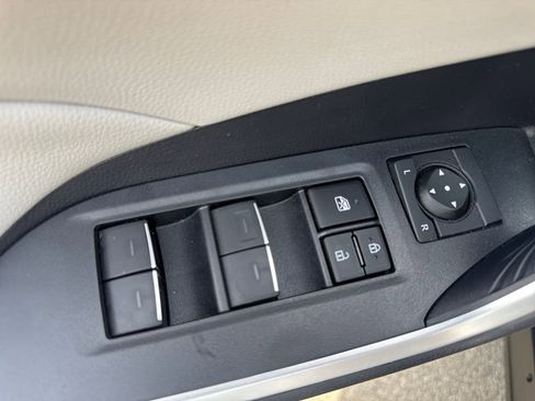 Used 2023 Toyota RAV4 XLE FWD image 18
