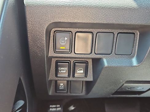 Used 2023 Nissan Frontier SV w/ Midnight Edition Package AWD/4WD image 16