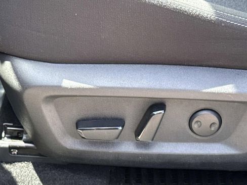 Certified 2024 Nissan Rogue SV FWD image 21