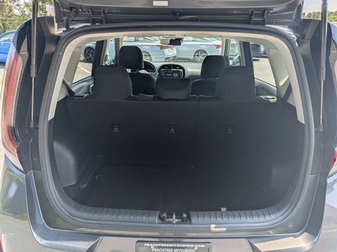 Used 2024 Kia Soul LX w/ Option Group 015 FWD image 12