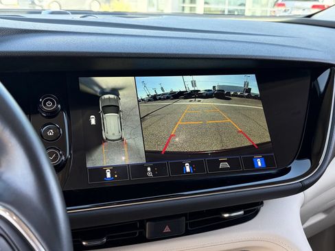 Used 2022 Buick Envision Avenir w/ Technology Package II FWD image 28
