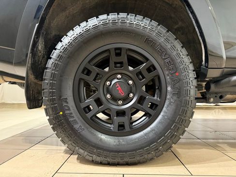 Certified 2023 Toyota 4Runner TRD Off-Road Premium w/ Moonroof Package image 9