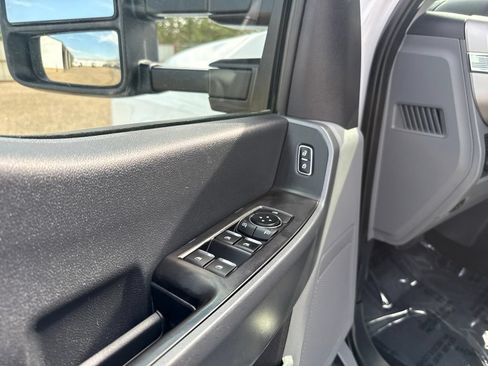 Used 2024 Ford F450 XLT AWD/4WD image 13