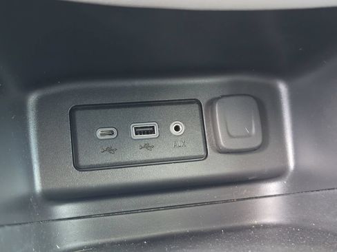 Used 2024 Chevrolet Equinox LS w/ Driver Confidence II Package FWD image 21