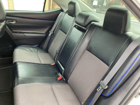 Used 2017 Toyota Corolla SE image 6