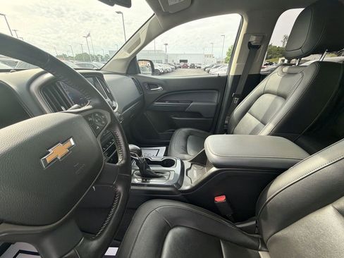 Used 2022 Chevrolet Colorado Z71 AWD/4WD image 11
