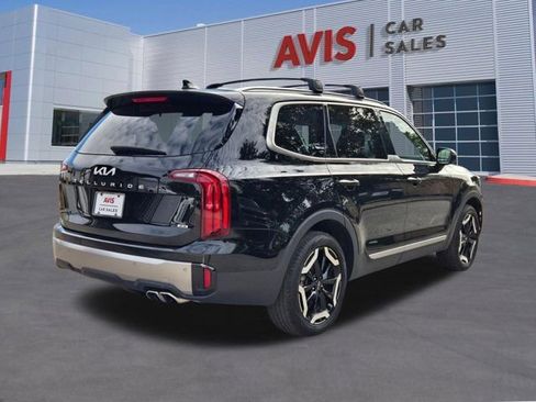 Used 2025 Kia Telluride S AWD/4WD image 6