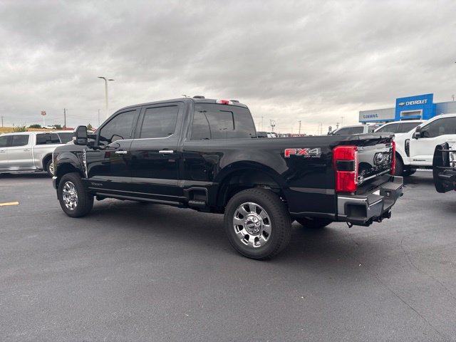 Used 2023 Ford F250 Lariat w/ Lariat Ultimate Package AWD/4WD image 7