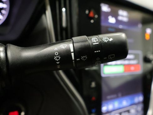 Used 2025 Subaru Outback Premium AWD/4WD image 35