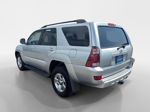 Used 2005 Toyota 4Runner Limited RWD image 3