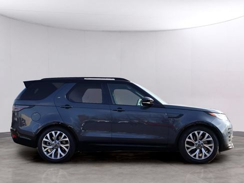 Used 2026 Land Rover Discovery Limited Edition AWD/4WD image 4